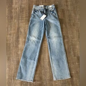 Judy Blue Medium Blue High-Rise Straight Jeans